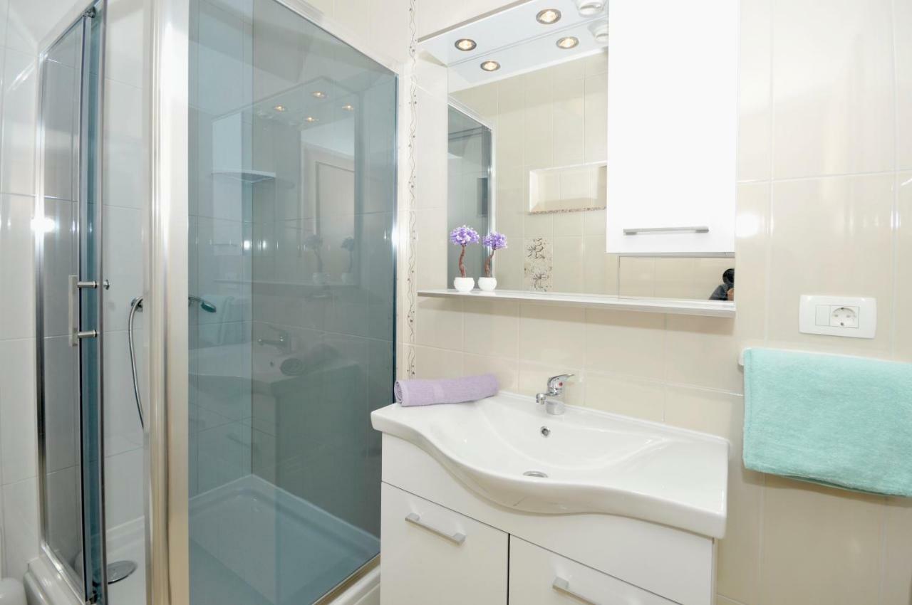 Apartment Mira Трогір Екстер'єр фото